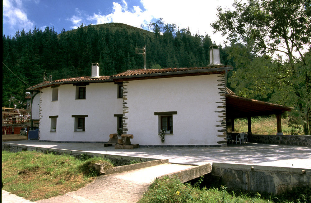 Casa Rural Eleizondo Haundia Itziar Esterno foto